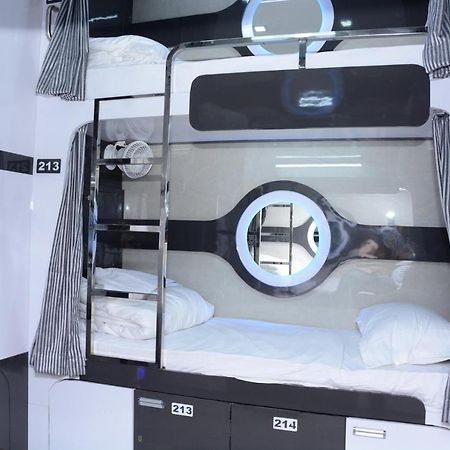 Ocean Dormitory 孟买 外观 照片