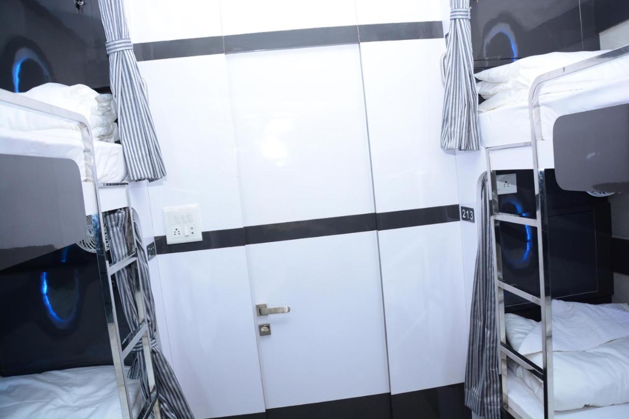 Ocean Dormitory 孟买 外观 照片