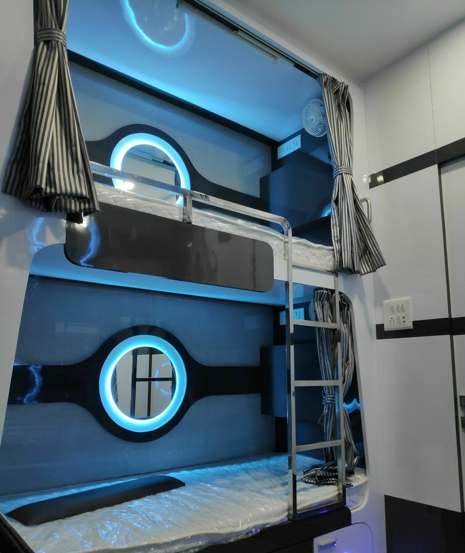 Ocean Dormitory 孟买 外观 照片